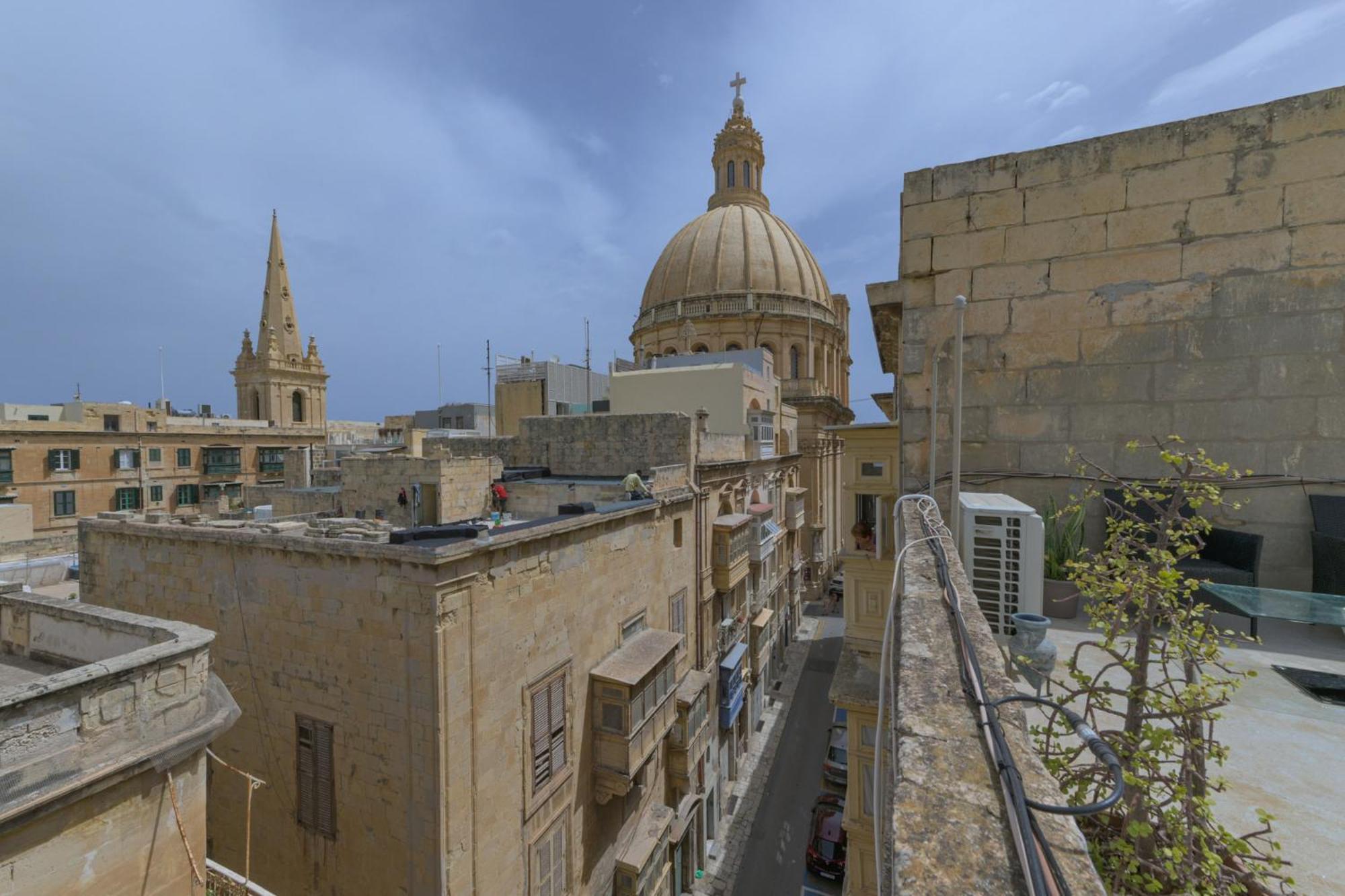 Stylish Valletta 2 Bedrooom City Centre Apartment With Terrace Εξωτερικό φωτογραφία